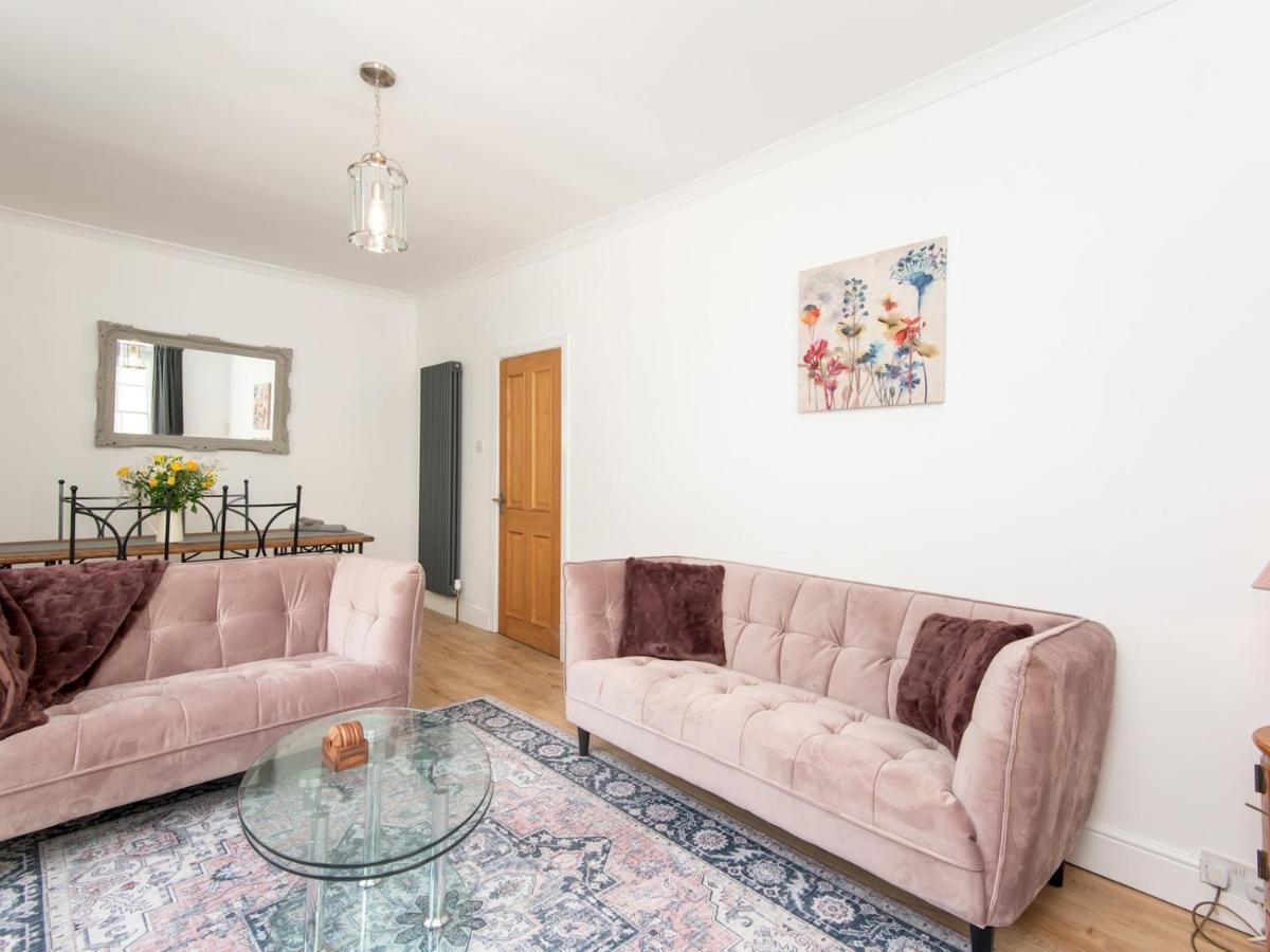 Pass The Keys Stylish 2 Bed Central Bath Apartment With Parking المظهر الخارجي الصورة