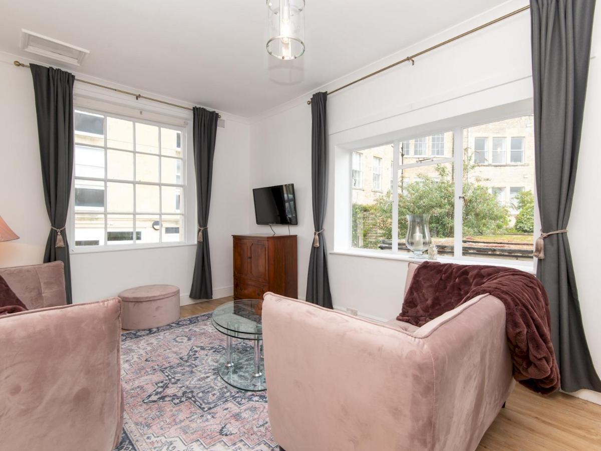 Pass The Keys Stylish 2 Bed Central Bath Apartment With Parking المظهر الخارجي الصورة