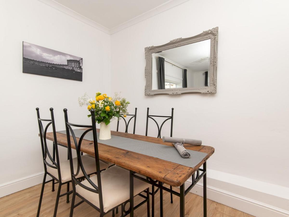 Pass The Keys Stylish 2 Bed Central Bath Apartment With Parking المظهر الخارجي الصورة